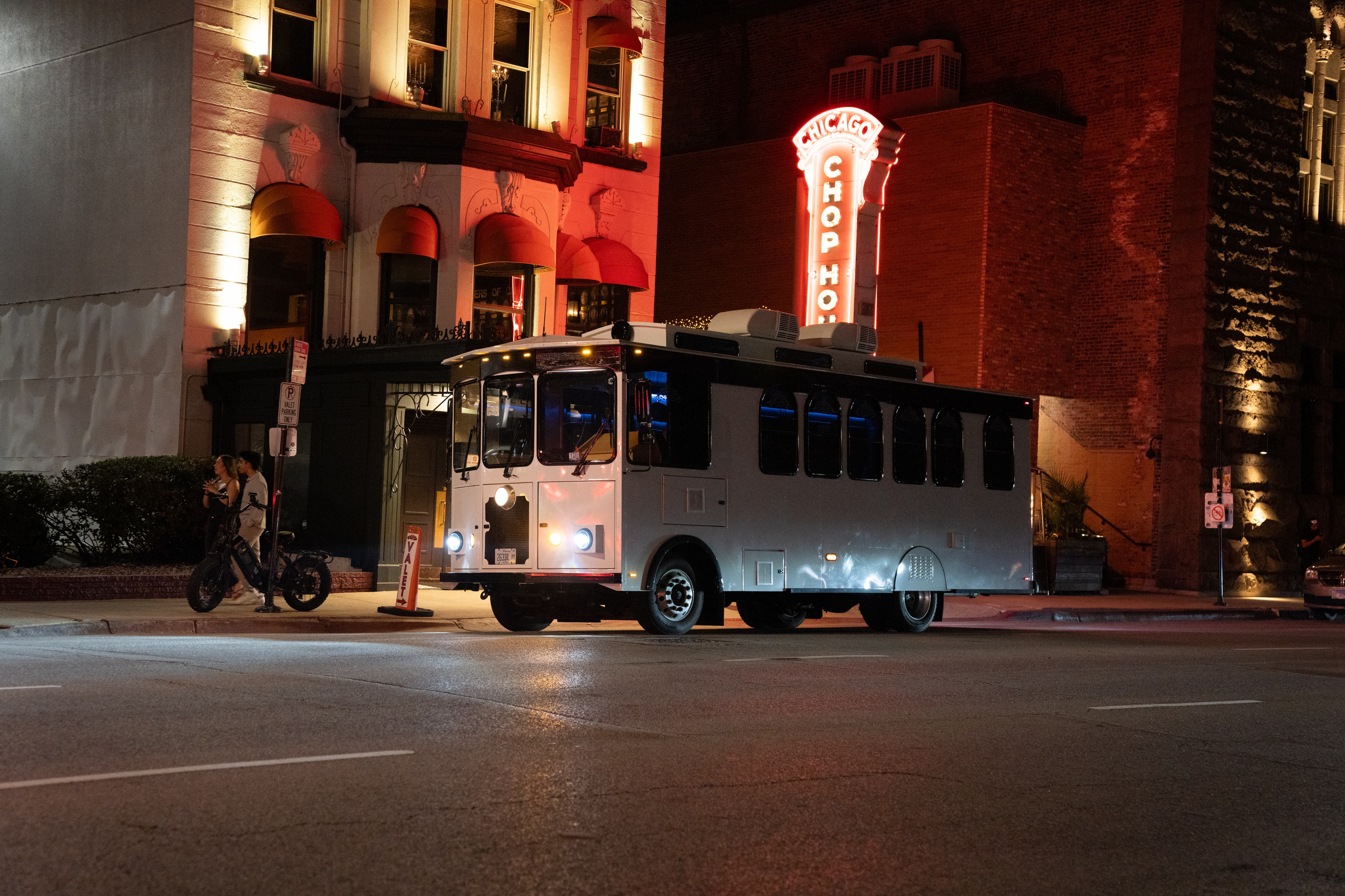 Chicago Wedding Trolley Rental - My Chicago Trolley